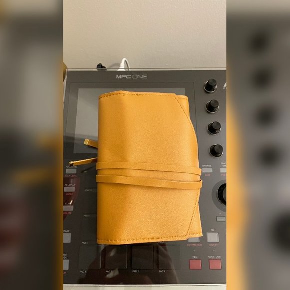 Glass Ladder & Co Tech Travel Organizer - Picture 4 of 5